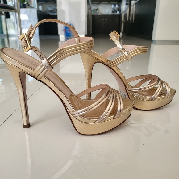 Schutz Bogga Sandal Heel in Platina, Similar to Kaila Heel - Picture 5 of 8